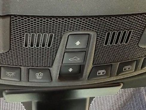 Used 2016 Ford F150 Lariat w/ Equipment Group 502A Luxury image 17