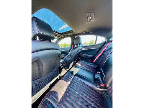 Used 2022 Genesis G70 3.3T w/ Sport Advanced Package AWD/4WD image 11