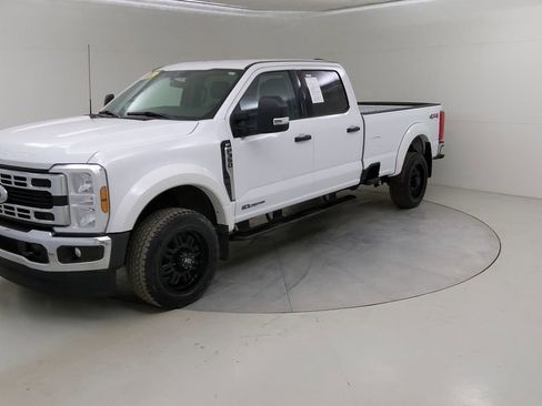 Used 2024 Ford F350 XLT image 20