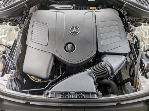 Used 2026 Mercedes-Benz GLC 300 4MATIC image 23