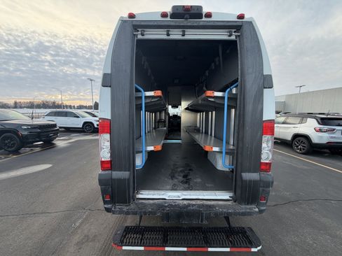 Used 2024 RAM ProMaster 3500 w/ Delivery Van Package image 15