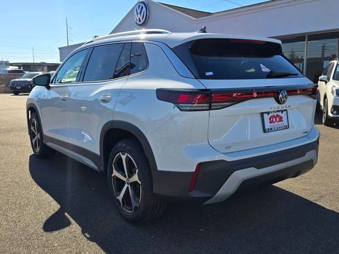 New 2025 Volkswagen Tiguan SE image 6