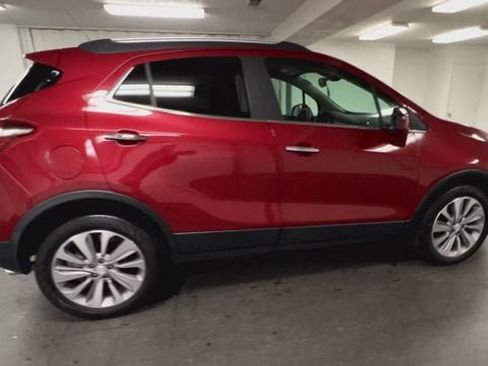 Certified 2020 Buick Encore Preferred FWD image 9