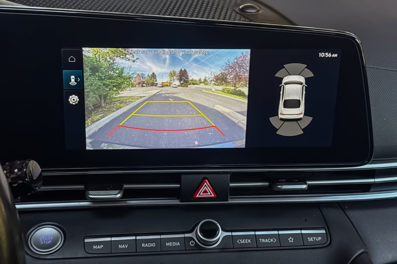 Used 2024 Hyundai Elantra Limited FWD image 26