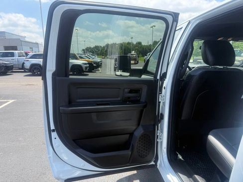 Used 2023 RAM 3500 Tradesman w/ Chrome Appearance Group AWD/4WD image 35