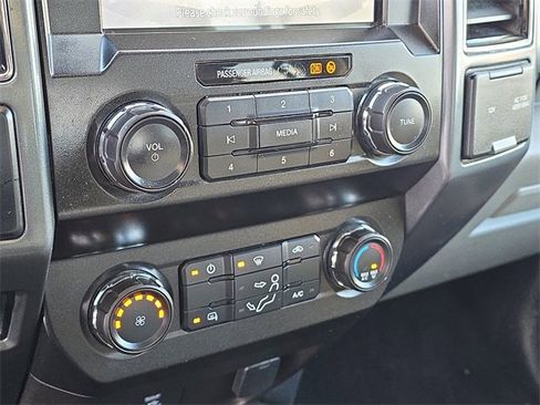 Used 2022 Ford F250 XLT w/ FX4 Off-Road Package image 19
