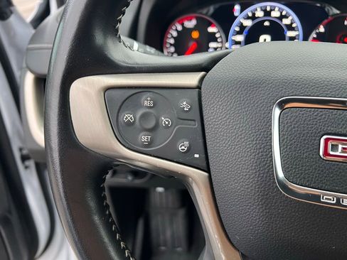 Used 2022 GMC Terrain Denali w/ Denali Premium Package image 40