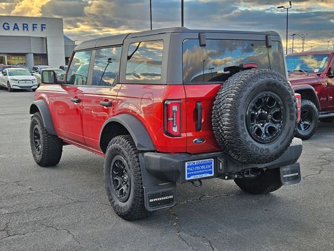 Certified 2024 Ford Bronco Wildtrak AWD/4WD image 10