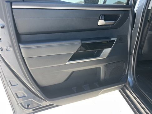Used 2023 Toyota Tundra Limited image 38