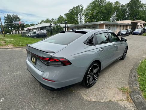 Used 2023 Honda Accord Sport image 5