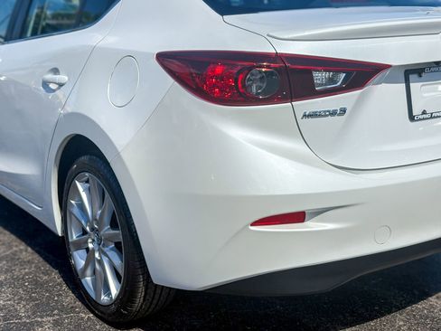 Used 2017 MAZDA MAZDA3 Grand Touring FWD image 13