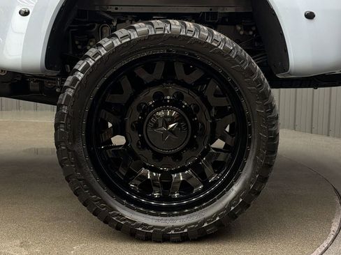 Used 2026 Ford F450 Platinum w/ Platinum Plus Package image 12