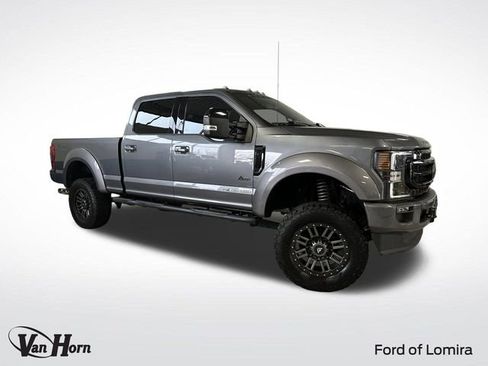 Used 2021 Ford F250 Lariat image 1