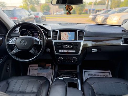 Used 2015 Mercedes-Benz GL 450 4MATIC image 17