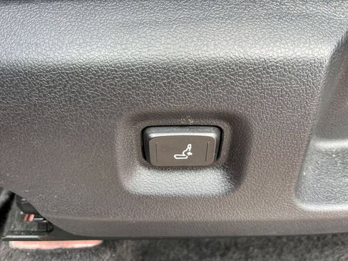 Used 2024 Toyota Tacoma TRD Sport RWD image 21