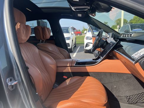 Used 2022 Mercedes-Benz S 500 4MATIC image 36