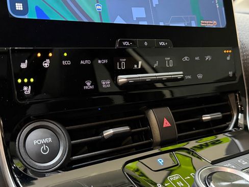 Used 2024 Subaru Solterra Touring w/ Touring Package image 30