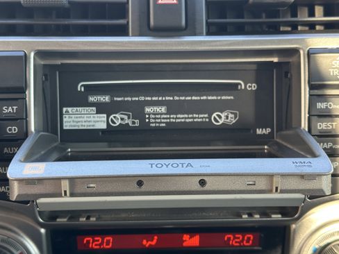 Used 2011 Toyota 4Runner Limited image 37