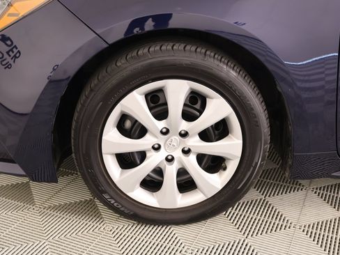Used 2023 Toyota Corolla LE FWD image 16