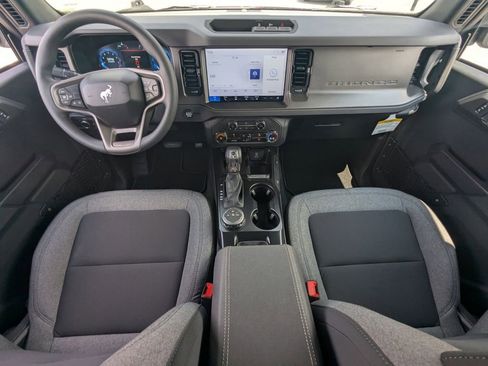 New 2025 Ford Bronco 4-Door image 16