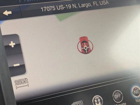 Used 2016 Jeep Cherokee Overland w/ Technology Group image 12