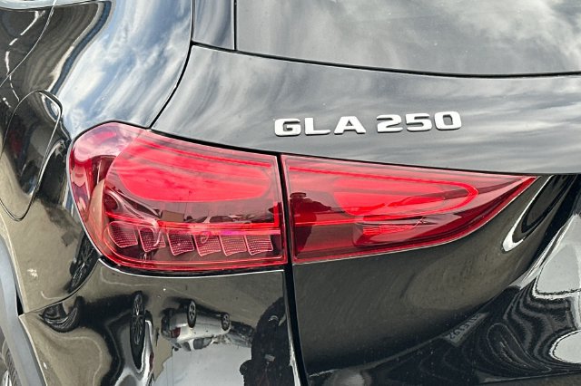Used 2025 Mercedes-Benz GLA 250 image 7
