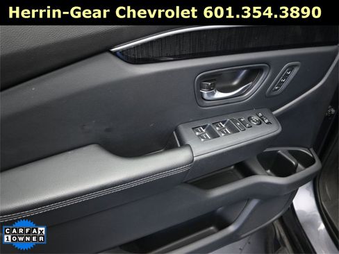 Used 2023 Honda Pilot Elite image 11