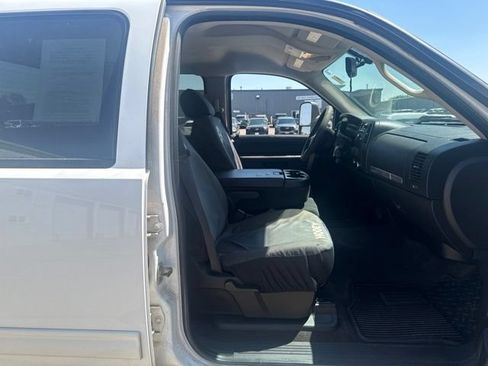 Used 2010 Chevrolet Silverado 3500 LT w/ Exterior Plus Package AWD/4WD image 15