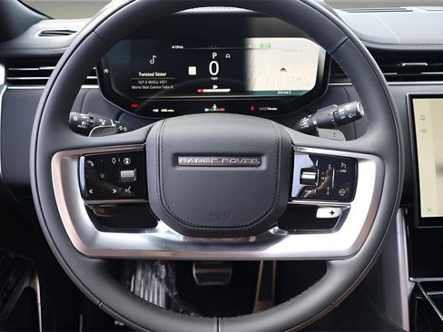 New 2025 Land Rover Range Rover SE image 19