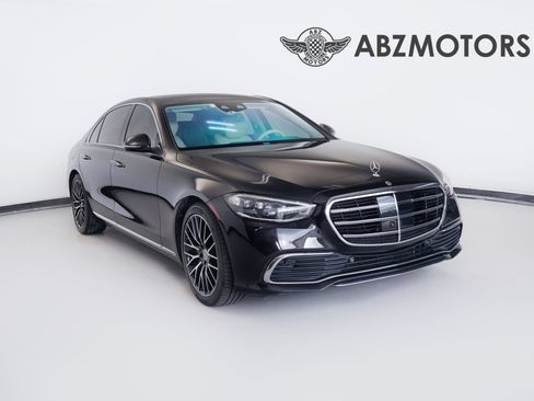 Used 2021 Mercedes-Benz S 580 4MATIC Sedan image 1