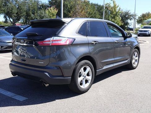Used 2019 Ford Edge SE image 7