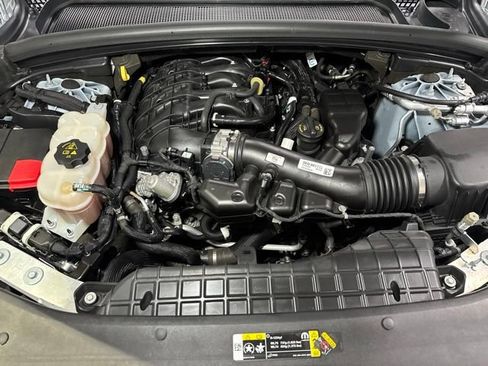 Used 2023 Jeep Grand Cherokee Limited w/ Luxury Tech Group II AWD/4WD image 10