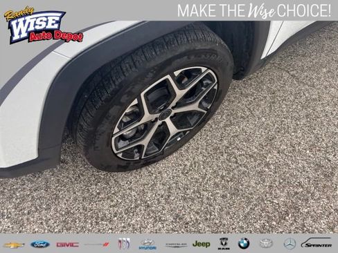 Used 2025 Jeep Compass Limited AWD/4WD image 5