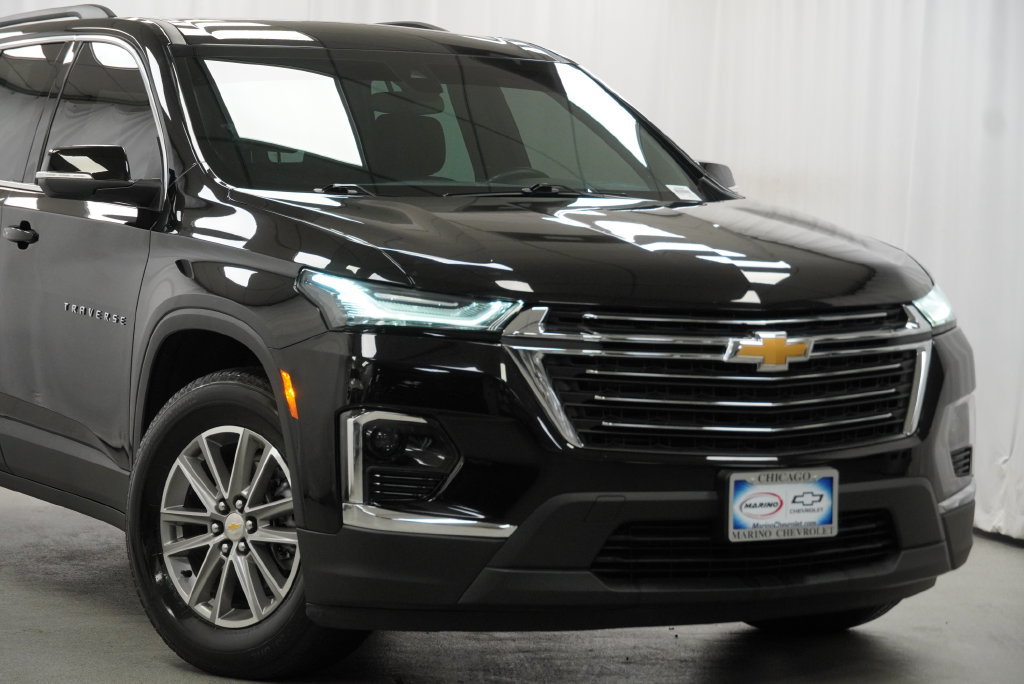 Used 2023 Chevrolet Traverse LT FWD image 6