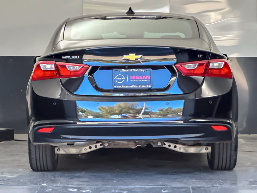 Used 2025 Chevrolet Malibu LT FWD image 4