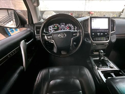 Used 2019 Toyota Land Cruiser AWD/4WD image 8