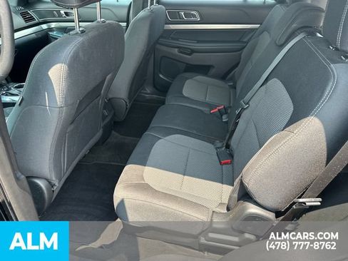 Used 2018 Ford Explorer XLT FWD image 23