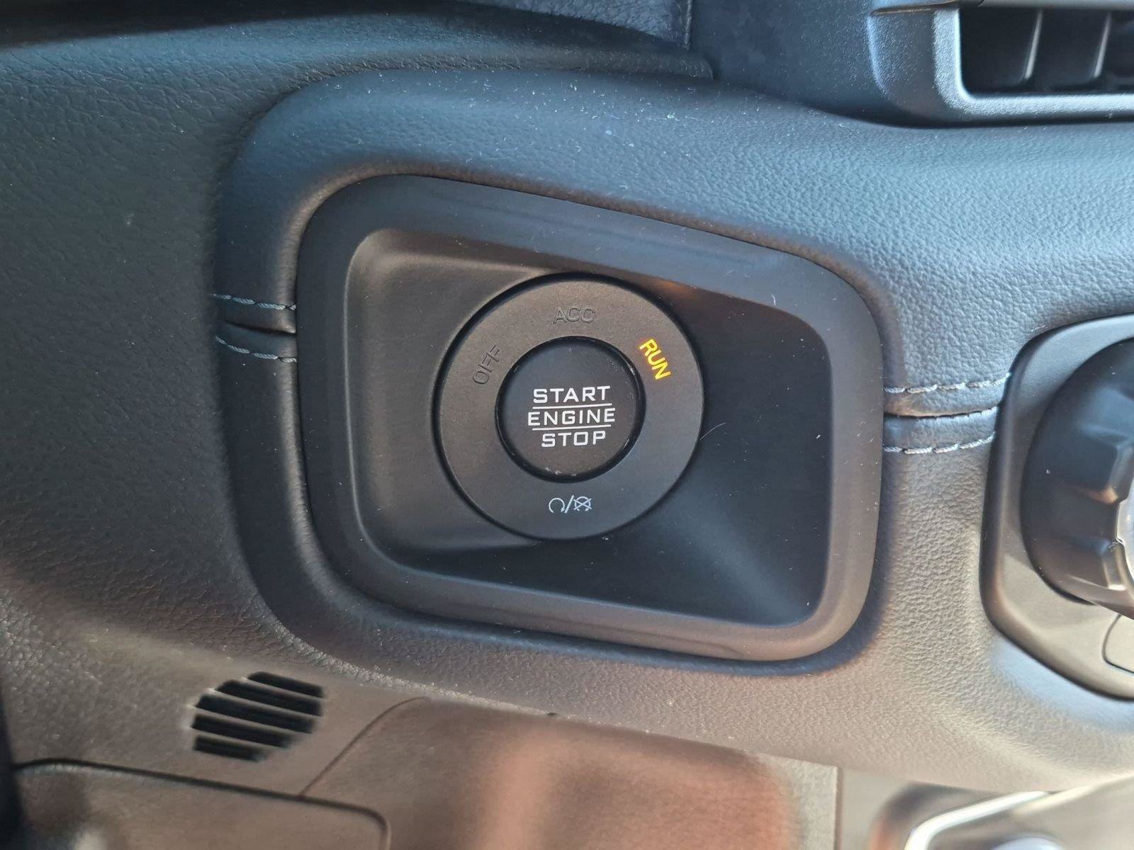 Used 2026 Jeep Wrangler Unlimited Rubicon 392 w/ Quick Order Package 27X Moab AWD/4WD image 25