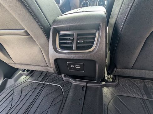 Used 2024 Chevrolet Blazer LT AWD/4WD image 18