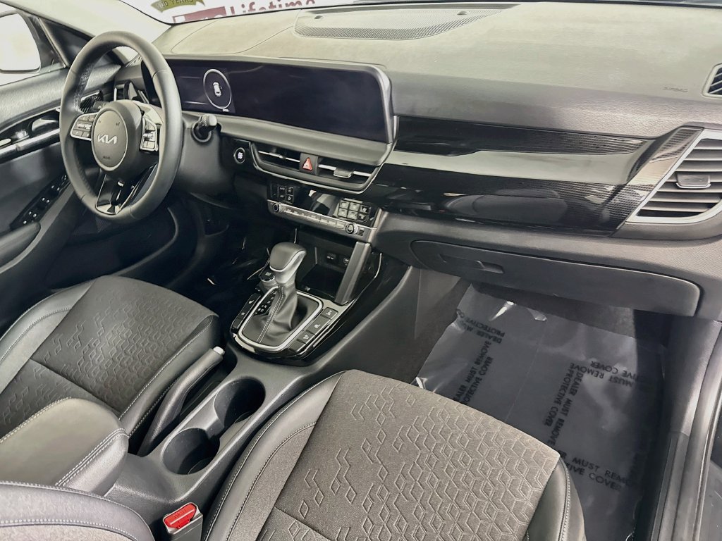 Used 2024 Kia Seltos S AWD/4WD image 32