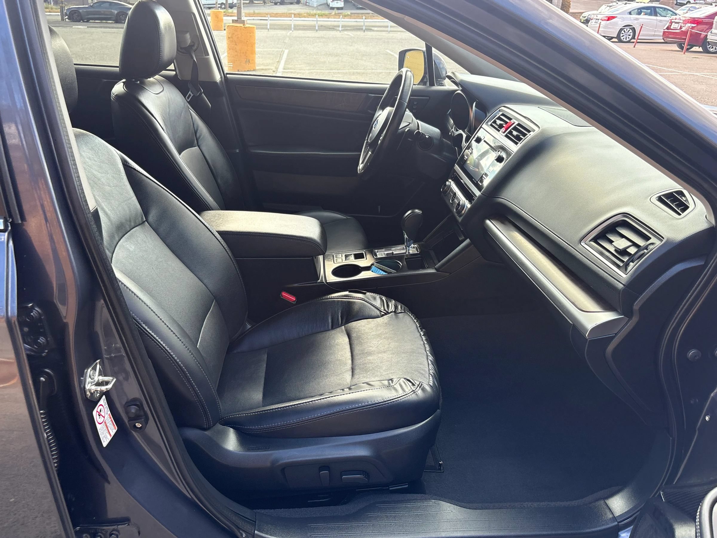 Used 2017 Subaru Outback 3.6R Limited AWD/4WD image 19