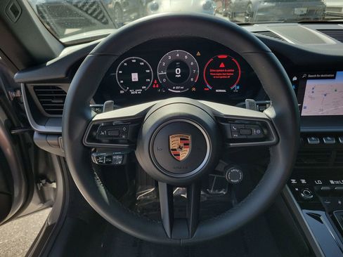 Certified 2025 Porsche 911 Carrera RWD image 36