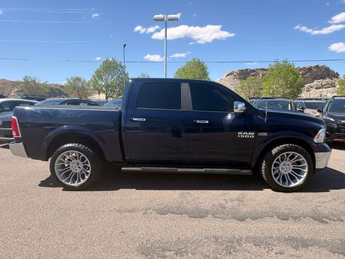 Used 2017 RAM 1500 Laramie w/ Convenience Group AWD/4WD image 6