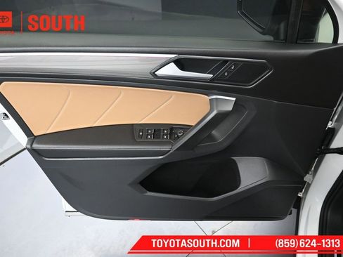 Used 2023 Volkswagen Tiguan SE R-Line FWD image 25