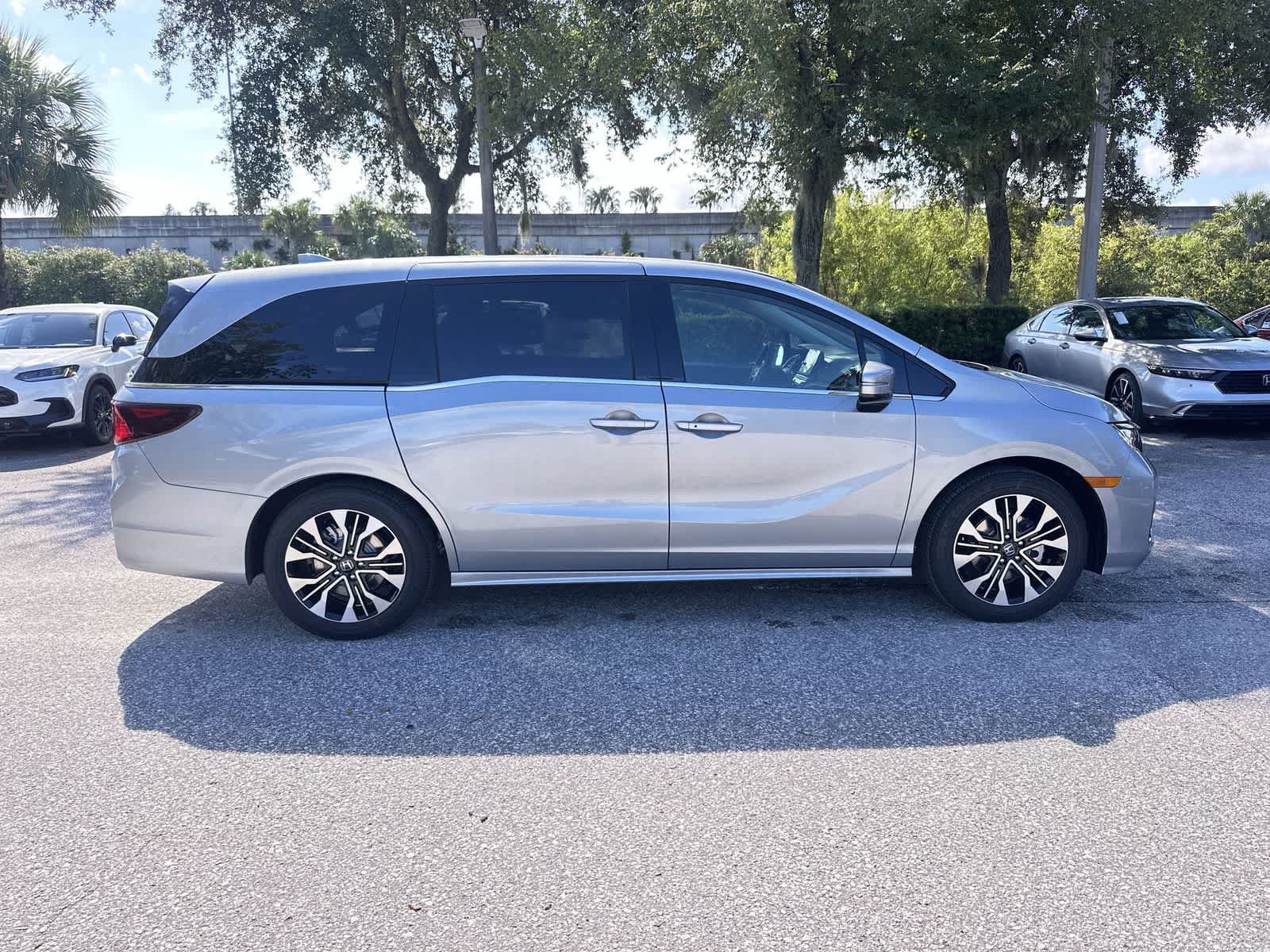 New 2026 Honda Odyssey Elite image 7