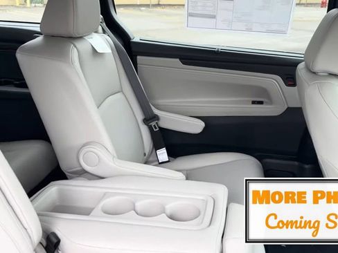 Used 2025 Honda Odyssey EX-L image 13