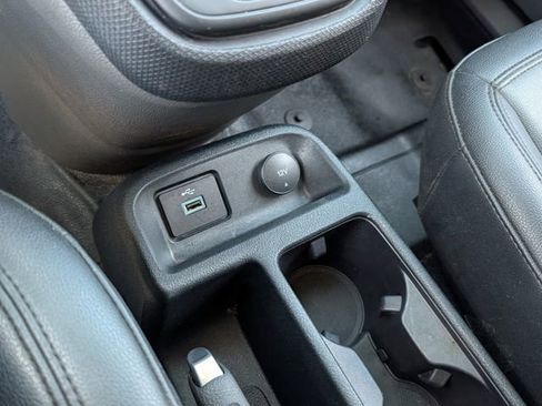 Used 2023 Ford Transit Connect XL image 20