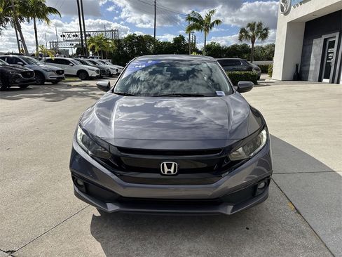Used 2020 Honda Civic Sport image 9