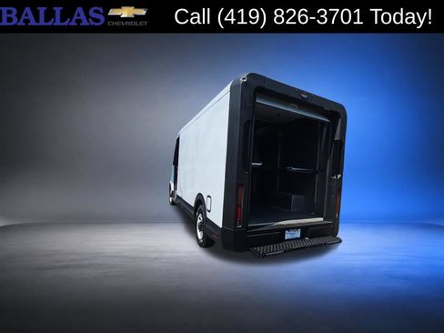 Used 2024 Chevrolet Brightdrop 600 AWD/4WD image 7