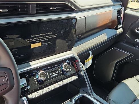 New 2026 GMC Sierra 1500 Denali w/ Denali Reserve Package image 19